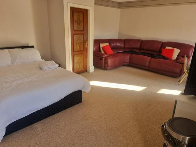 Insch Commercial Hotel מראה חיצוני תמונה